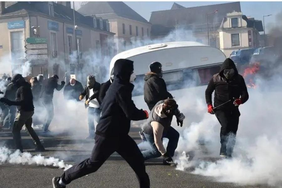 درگیری در شهر لومان فرانسه