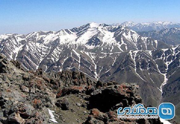 قله کلون بستک یکی از جاذبه های گردشگری استان تهران است قله کلون بستک یکی از جاذبه های گردشگری استان تهران است